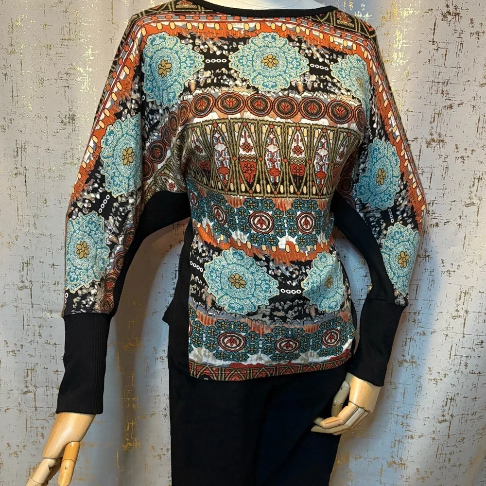 Colorful Patterned Long Sleeve Top - Picture 1 of 6